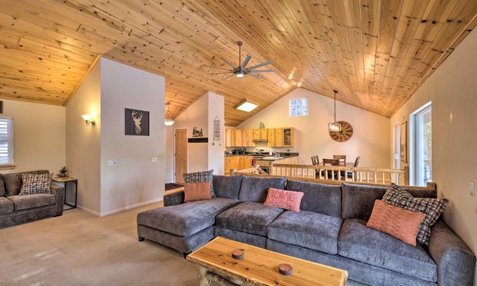 Cold Springs Casa | Cold Springs Mountain Cabin Hot Tub and Generator