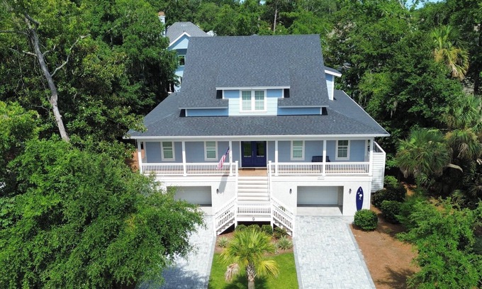 North Forest Beach Casa | Coligny/Beach! Pool, Hot Tub/Sleeps 18