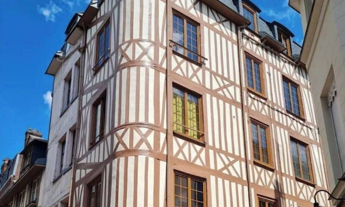 Quartier Vieux Marche-Cathedrale Apartamento | Colombage" duplex apartment in Rouen's historic district