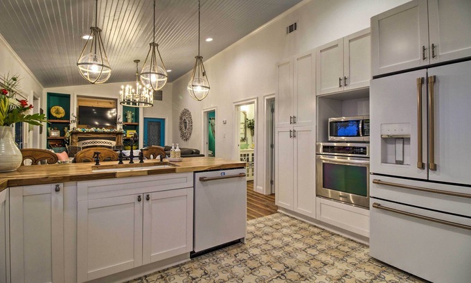 Midway Casa | Colonels Island Haven: Panoramic Water Views