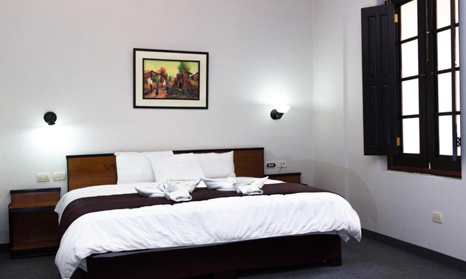 Manazo Hotel | Colonial Plaza Hotel