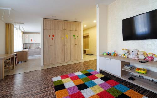 Halyts'kyi district Apartamento | Colored balloons - 3 bedrooms, 3 bathrooms, equipped large apartments