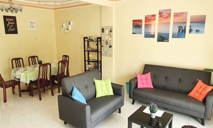 Kuala Selangor Apartamento | Colourful homestay - (near jeti sky mirror)