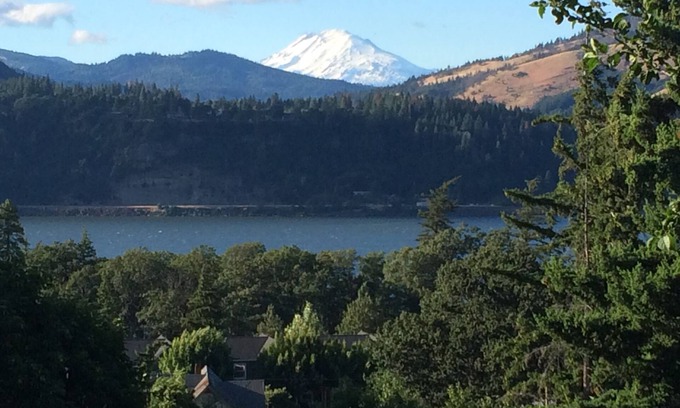 Hood River Casa | Columbia Tree House - Downtown Hood River con gran vista