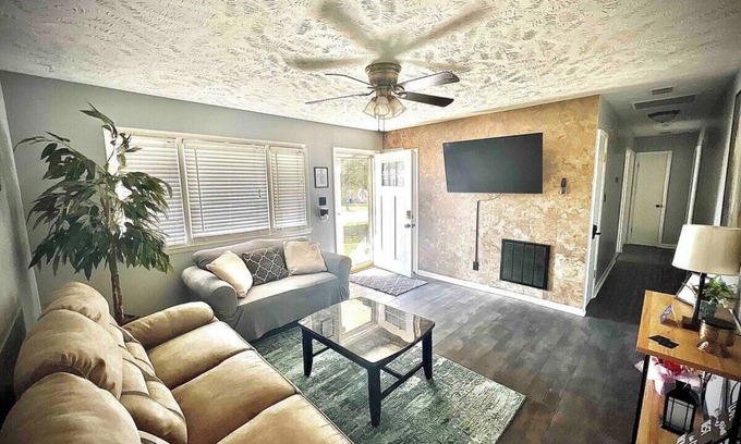Fayetteville Casa | Com4ort Living Presents "The Get-Away"