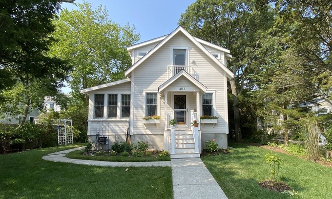 Cape May Point Casa | Come and relax at Rest-a-While Cottage.