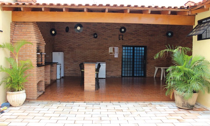 Subsetor Norte - 2 Casa | Ven a disfrutar de lo mejor de Ribeirão, casa con piscina ideal para el ocio y el trabajo.