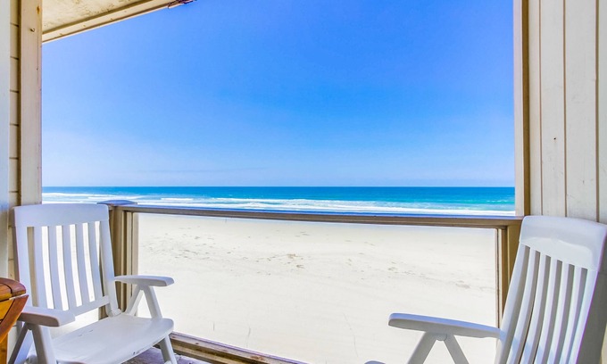 Mission Beach Condominio | Impresionante condominio en el tercer piso con vistas increíbles