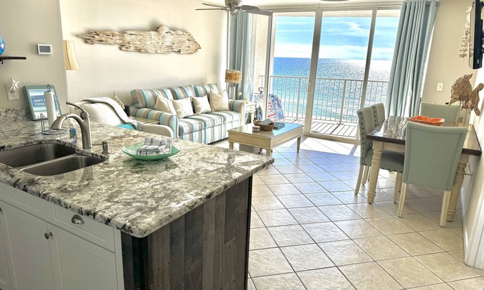 Long Beach Condominio | Venga y alójese en DRIFT AWAY- Condominio frente al golfo de 1 dormitorio con sillas de playa gratuitas