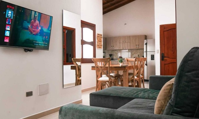 Jardin Apartamento | Confort a 4 cuadras del parque de jardín.