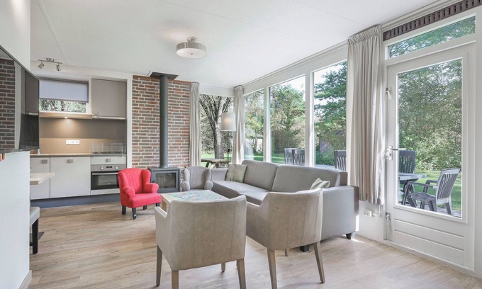 Aalden Casa | Comfort 6-person kids bungalow in the holiday park Landal Aelderholt