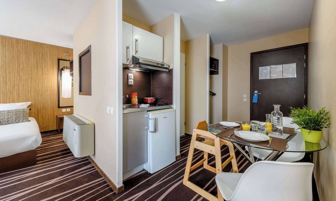 Begles Apartamento | Comfort Aparthotel Bordeaux Begles Arena