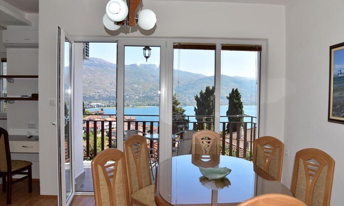 Varosh Apartamento | Comfort Apartment
