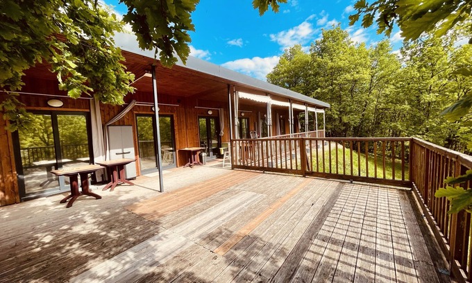 La Chapelle-Aubareil Chalet De Esquí | Chalet-Familiar-Baño con ducha-Vista al Jardín