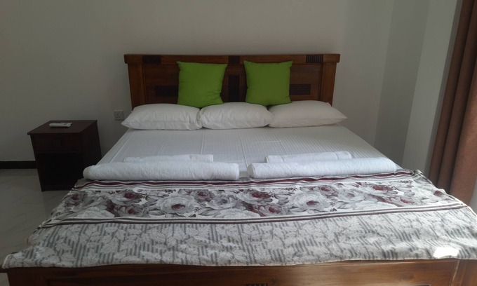 Andiambalama Apartamento | Comfort Close to Colombo Airport”