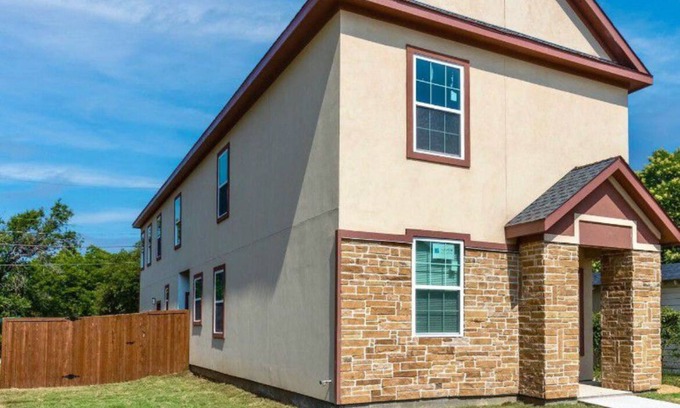 Garland Casa | Comfort, estilo y comodidad con elegancia, Tranquil 4-bedroom house in Garland