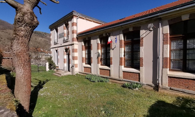 Saint-Julien-des-Chazes Cabaña | Casa rural cómoda de 3 habitaciones junto al Allier