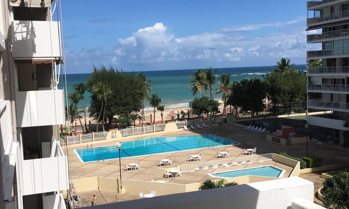 Isla Verde Condominio | Confort en el Caribe .... Frente a la playa apartamento de una habitación .. capacidad para 5 personas