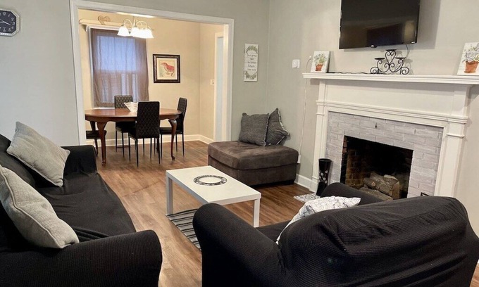 Elizabeth City Casa | Comfort near the water and University
