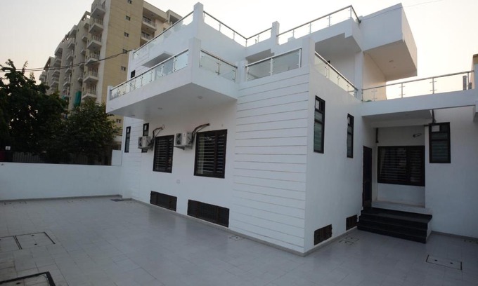 Faridabad Casa | Comfort Stay