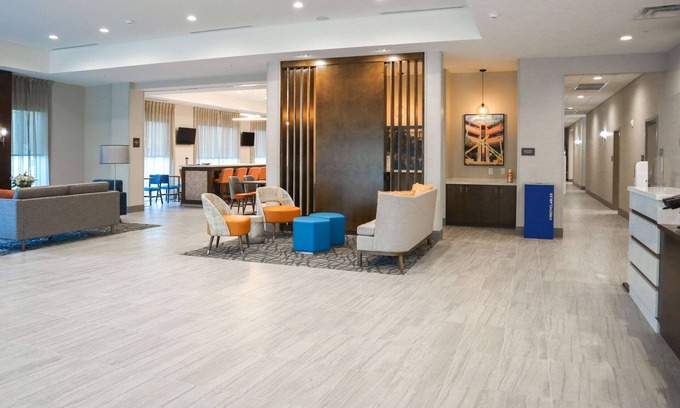 Gainesville Hotel | Comfort Suites Gainesville near University