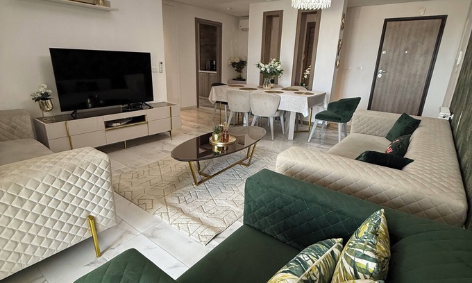 El Aouina Apartamento | Comfort & tranquility with balcony and parking