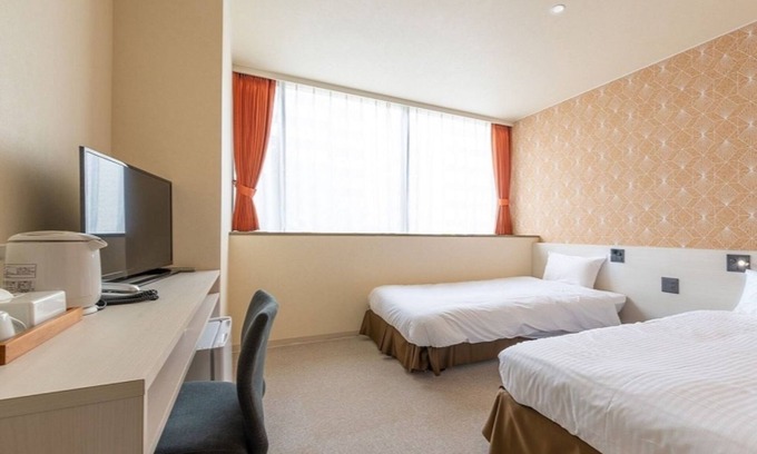 Higashishinsaibashi Hotel | Comfort Twin Breakfast included Enjoy a safe s / Osaka Ōsaka