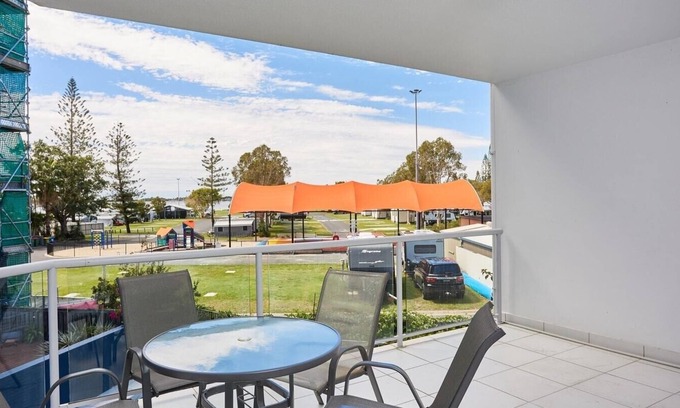 Southport Apartamento | Comfort Two Bedroom Apartment in Heart Southport