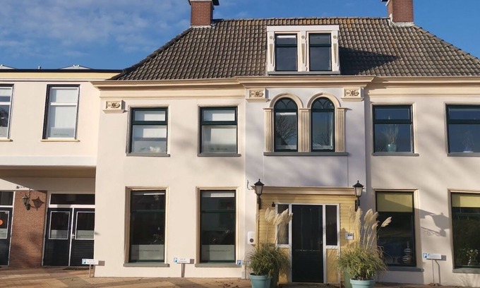 Marrum Apartamento | Comfortabel Appartement op de 1ste Verdieping. Dichtbij de Waddenzee en Ameland