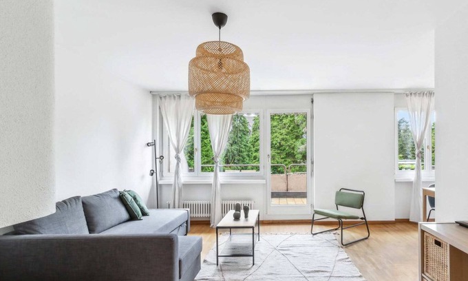 Hottingen Apartamento | Comfortable 2-Bedroom Stay in Seefeld, Zürich