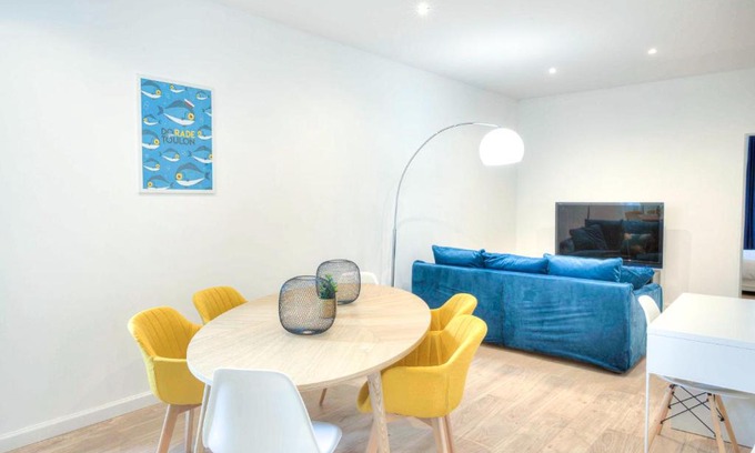 Toulon Apartamento | Comfortable 2 bedroom with AC close to the station - Dodo et Tartine