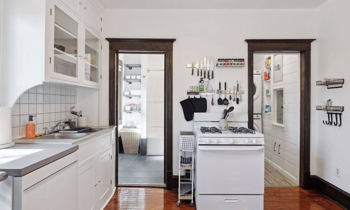 Northeast Minneapolis Casa | Comfortable 3-bedroom house + den in the Arts District of Northeast Minneapolis