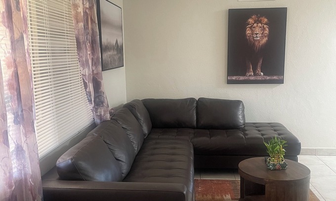 California City Casa | Comfortable 4-bedroom Stay in Easy Going Cal-City!