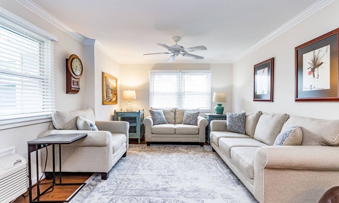 Southwest Raleigh Condominio | Comfortable and Quiet Condo near the Village and NC State