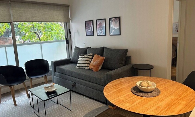 Belgrano Apartamento | Comfortable apartment with balcony