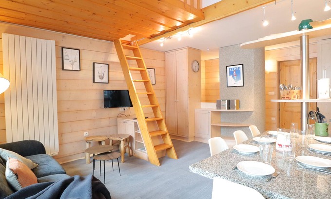 Les Gets Apartamento | Cómodo apartamento para 6 con balcón y parking en Les Gets