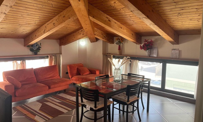 Rezza Apartamento | Comfortable Attic apt With Parking Space in Chiavari Italy