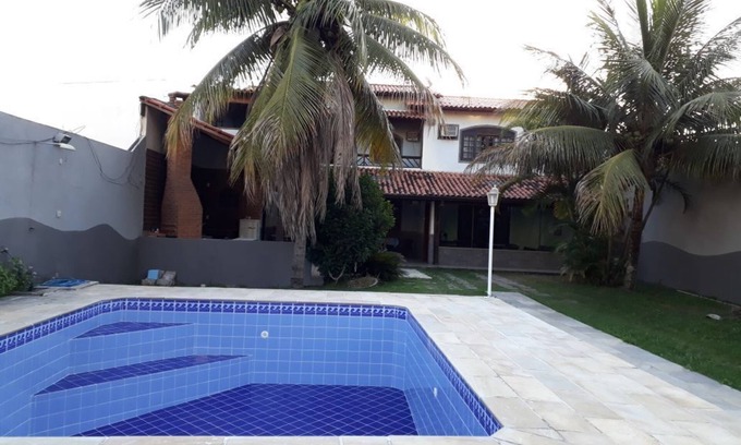 Camboinhas Casa | Cómoda casa de playa, amplio balcón con barbacoa cerca de la playa.