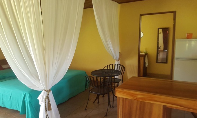 Quepos Cabina | Comfortable, beautiful cabin with pool.