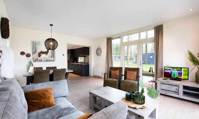 Zorgvlied Chalet De Esquí | Comfortable chalet in green surroundings