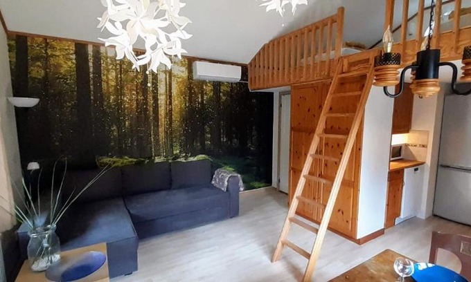 Landvetter Casa | Comfortable Cottage at Scenic Lake