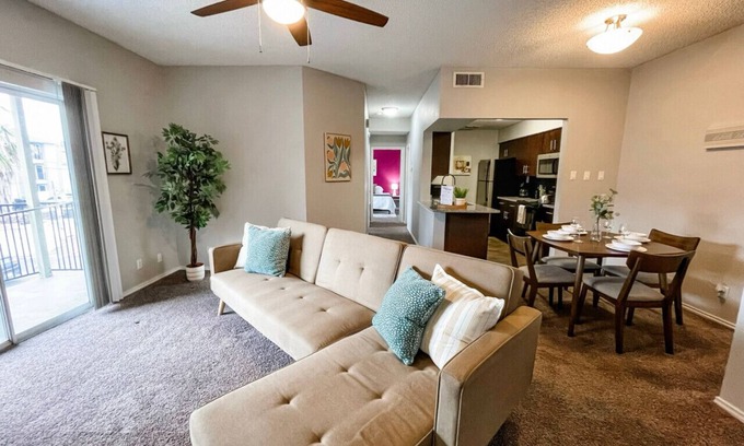 South Side Condominio | Comfortable Family Stay with Pool, Near Beach