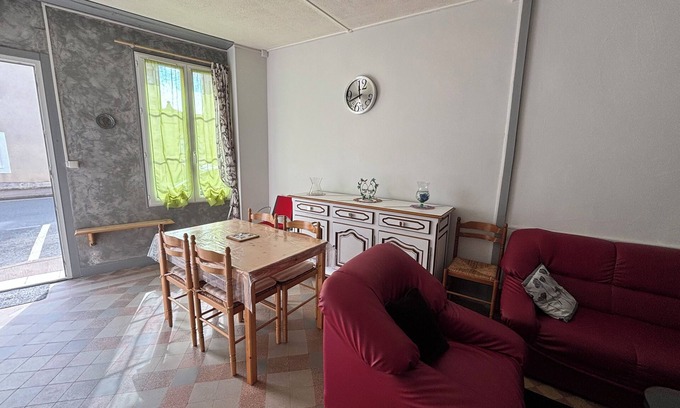Sancoins Casa | Comfortable family home with outdoor area near Lurcy-Levis - Magny-cours