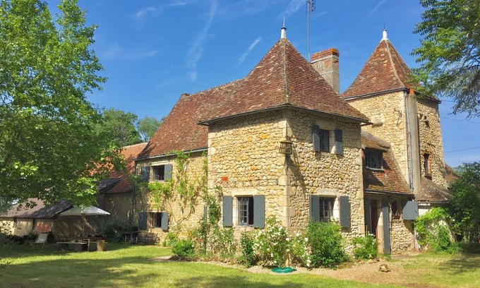 Pouligny-Saint-Pierre Casa | Confortable Manor francés + una gran casa del árbol en un área natural protegida.