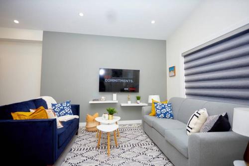 St. James Apartamento | Comfortable home near airport