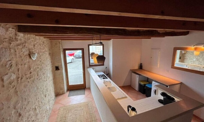 Vic-Fezensac Casa | Comfortable house in thriving town