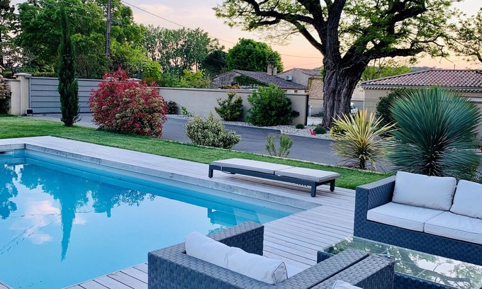 Montmeyran Villa | Comfortable house **** with swimming pool