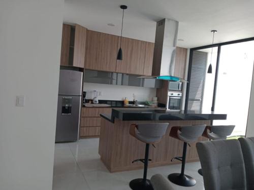 Leon Casa | Comfortable house - Woo-Jin