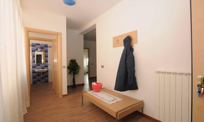 Isola del Bosco - Delle Corti Apartamento | Sesto San Giovanni: apartamento en una residenciaApartamento en una residencia