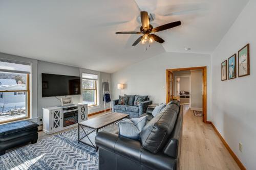 Lincoln Casa | Comfortable Lincoln Home Walk to Main Street!